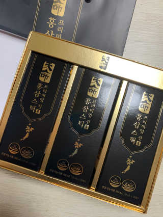 헬스업_천명진프리미엄홍삼스틱_10ml x 30포 — 5점을 준 리뷰어가 2020년 7월 올린 사용 사진