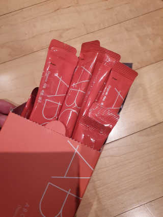 이너뷰티템, 니몸내몸 ABC 콜라겐 젤리스틱 14포 — 5점을 준 리뷰어가 2020년 12월 올린 사용 사진