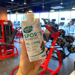 셀렉스스포츠 셀렉스 스포츠 드링크 초콜릿 _ 330ml x 12팩 — 5점을 준 리뷰어가 2020년 11월 올린 사용 사진