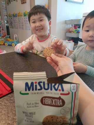 미주라 MiSURA 통밀 4종 — 5점을 준 리뷰어가 2020년 11월 올린 사용 사진