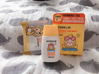아토팜 야외놀이 선밀크 SPF50+ PA+++ — 5점을 준 리뷰어가 2020년 5월 올린 사용 사진