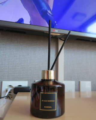 쿤달 퍼퓸 디퓨저 아로마에디션 200ml — 5점을 준 리뷰어가 2020년 10월 올린 사용 사진