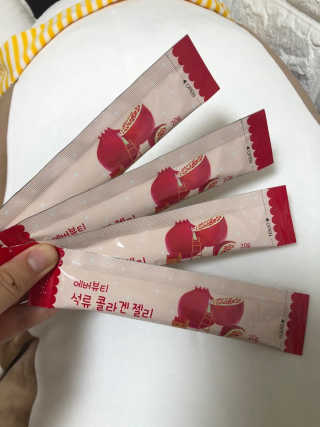 365더건강 에버뷰티 석류콜라겐 젤리 — 5점을 준 리뷰어가 2020년 7월 올린 사용 사진