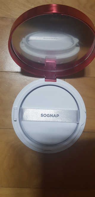 [소그냅] 빅 쿨링핏 썬쿠션 SPF 50+PA++++ — 5점을 준 리뷰어가 2020년 4월 올린 사용 사진