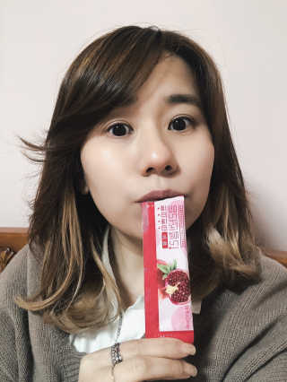 헬스업_쁘띠쁘띠석류콜라겐젤리_20g x 14포 — 5점을 준 리뷰어가 2020년 11월 올린 사용 사진