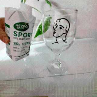 셀렉스스포츠 셀렉스 스포츠 드링크 초콜릿 _ 330ml x 12팩 — 5점을 준 리뷰어가 2020년 11월 올린 사용 사진