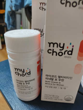 JW중외제약 마이코드 멀티비타민미네랄 포 우먼 — 5점을 준 리뷰어가 2020년 8월 올린 사용 사진