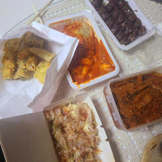 죠스떡볶이 [죠스푸드] 짜빠떡볶이+떡또그+범벅만두 신메뉴 3종 — 5점을 준 리뷰어가 2020년 5월 올린 사용 사진