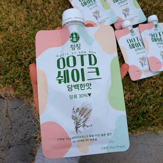 [꾸콤] 참참 OOTD쉐이크 담백한 일주일세트 50g x 5 — 5점을 준 리뷰어가 2020년 11월 올린 사용 사진