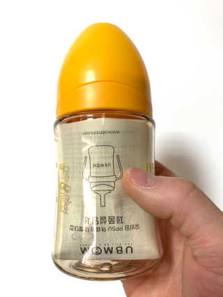 유비맘 PPSU 젖병 노꼭지_200ml_컬러 랜덤 발송 — 5점을 준 리뷰어가 2020년 9월 올린 사용 사진