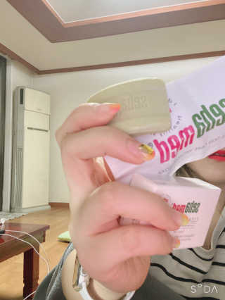 반디니 핸드크림세트 [활기찬 에너지+섬세한 센시티브] — 4점을 준 리뷰어가 2020년 9월 올린 사용 사진