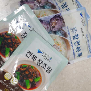 바다는다웰빙이다 완도사랑 전복죽 250g - 2팩 + 전복장조림 2팩 — 2점을 준 리뷰어가 2020년 8월 올린 사용 사진