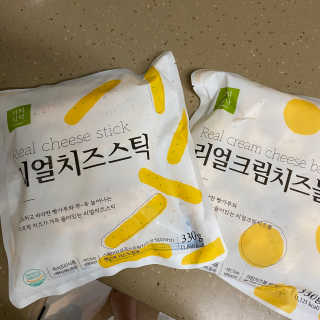 가치식탁 리얼치즈스틱, 리얼크림치즈볼 — 5점을 준 리뷰어가 2020년 10월 올린 사용 사진