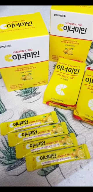 이너미인 VITAMIN-C 700 — 5점을 준 리뷰어가 2020년 9월 올린 사용 사진