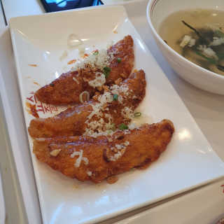 죠스떡볶이 [죠스푸드] 짜빠떡볶이+떡또그+범벅만두 신메뉴 3종 — 4.5점을 준 리뷰어가 2020년 4월 올린 사용 사진