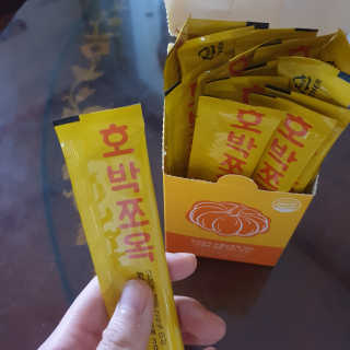 조은약초 국산 늙은 호박즙 호박쪼옥 젤리 20g x 15포 — 5점을 준 리뷰어가 2020년 7월 올린 사용 사진