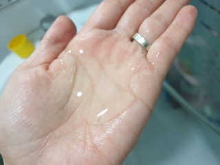일리세이 허니 샴푸 500ml + 허니 바디워시 500ml 세트 — 3점을 준 리뷰어가 2020년 4월 올린 사용 사진