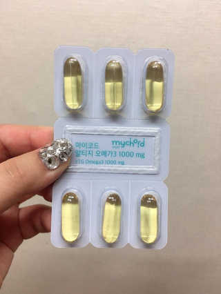 JW중외제약 마이코드 알티지 오메가3 1000 mg — 5점을 준 리뷰어가 2020년 8월 올린 사용 사진