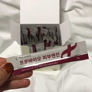 삼진제약 위시헬씨 [삼진제약] 위시헬씨 프로바이오 피부엔진 — 4점을 준 리뷰어가 2020년 12월 올린 사용 사진