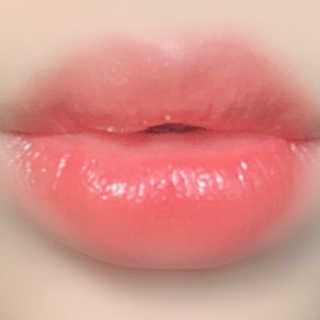 비비드스튜디오 립 플래쉬 바이닐 NO.5 에픽 트랜스 — 5점을 준 리뷰어가 2020년 6월 올린 사용 사진