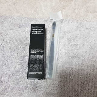 the naked object 디블랙팩치약 디블랙칫솔 세트 — 4점을 준 리뷰어가 2020년 4월 올린 사용 사진