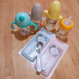 유비맘 스푼포크 케이스 세트 1+1 _컬러랜덤 발송 — 5점을 준 리뷰어가 2020년 11월 올린 사용 사진