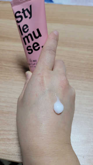 ATS스타일 뮤즈 ATS 스타일 뮤즈 리페어 컬 크림 50ml X 2EA — 5점을 준 리뷰어가 2020년 11월 올린 사용 사진