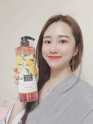 르퀼라야 퓨어텐 올인원 클렌저 810ml 1개 — 5점을 준 리뷰어가 2020년 7월 올린 사용 사진