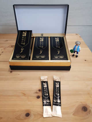헬스업_천명진프리미엄홍삼스틱_10ml x 30포 — 5점을 준 리뷰어가 2020년 10월 올린 사용 사진