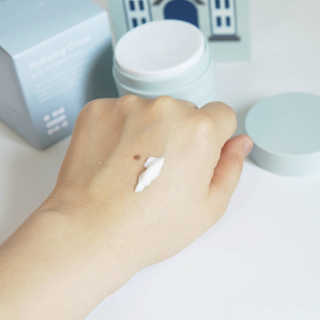 베니테이블 [바르는 유산균] 하이드레이팅 크림 — 5점을 준 리뷰어가 2020년 4월 올린 사용 사진