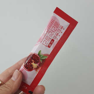 헬스업_쁘띠쁘띠석류콜라겐젤리_20g x 14포 — 5점을 준 리뷰어가 2020년 11월 올린 사용 사진