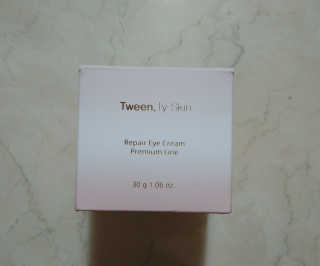 Tween.Ty Skin 트웬티스킨 리페어 아이크림 프리미엄 라인 — 5점을 준 리뷰어가 2020년 10월 올린 사용 사진