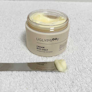 어글리프루프 크림 바이어글리 하이드레이션 샤워 50ml — 5점을 준 리뷰어가 2020년 11월 올린 사용 사진