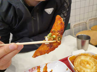 죠스떡볶이 [죠스푸드] 짜빠떡볶이+떡또그+범벅만두 신메뉴 3종 — 2점을 준 리뷰어가 2020년 4월 올린 사용 사진