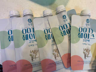 [꾸콤] 참참 OOTD쉐이크 고단백 일주일세트 50g x 5 — 5점을 준 리뷰어가 2020년 11월 올린 사용 사진
