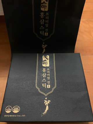 헬스업_천명진프리미엄홍삼스틱_10ml x 30포 — 5점을 준 리뷰어가 2020년 10월 올린 사용 사진