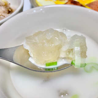 한촌몰 설렁탕집 가마솥 도가니탕 350g x 2팩 — 4점을 준 리뷰어가 2020년 8월 올린 사용 사진