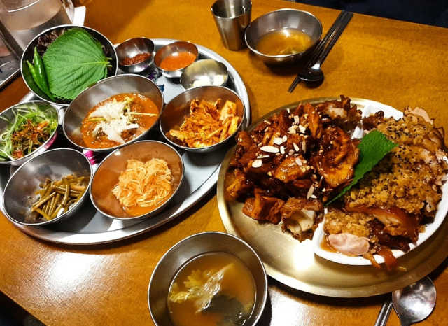 [동네맛집족발] 4개 족발 중 택1 리뷰 사진