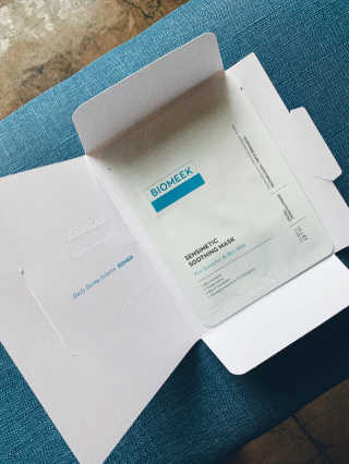 바이오믹 BIOMEEK SENSIMETIC SOOTHING MASK.S — 5점을 준 리뷰어가 2020년 7월 올린 사용 사진