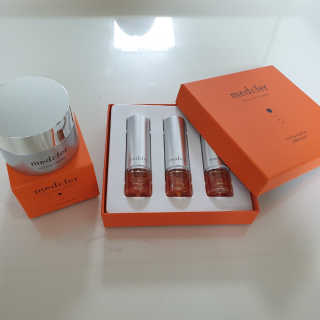 메디페르 [ 1+1 ] 루테인앰플세트 1개 + 루테인크림 50ml 1개 — 5점을 준 리뷰어가 2020년 11월 올린 사용 사진