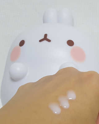 ECLADO 에끌라두 멜라이져 화이트닝 세럼 — 5점을 준 리뷰어가 2020년 10월 올린 사용 사진
