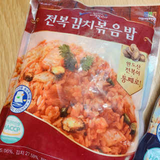 바다는다웰빙이다 전복해물볶음밥/전복김치볶음밥 250g-4봉지 — 5점을 준 리뷰어가 2020년 8월 올린 사용 사진