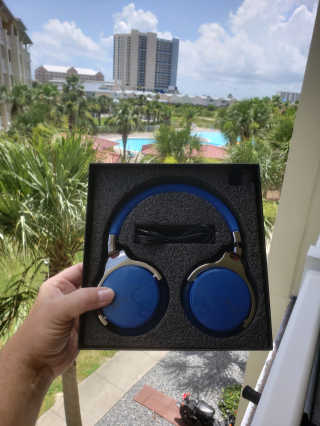 SEVIZ Bluetooth Headphones 10 3color — 5점을 준 리뷰어가 2020년 6월 올린 사용 사진