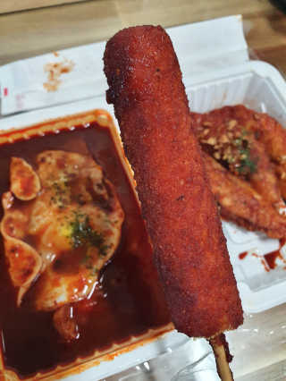 죠스떡볶이 [죠스푸드] 짜빠떡볶이+떡또그+범벅만두 신메뉴 3종 — 5점을 준 리뷰어가 2020년 5월 올린 사용 사진