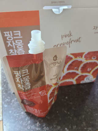 자연에온 핑크 자몽 착즙 100mL 10개입 2BOX — 5점을 준 리뷰어가 2020년 11월 올린 사용 사진
