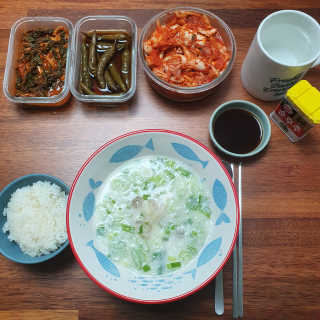 한촌몰 설렁탕집 가마솥 도가니탕 350g x 2팩 — 5점을 준 리뷰어가 2020년 8월 올린 사용 사진