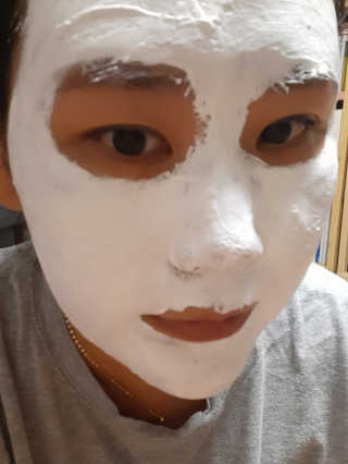 리더스코스메틱 리더스 밀크 스폰지 마스크 — 5점을 준 리뷰어가 2020년 9월 올린 사용 사진