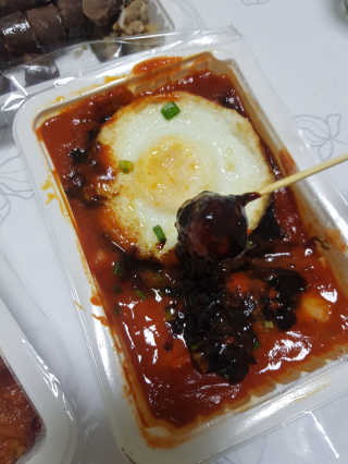 죠스떡볶이 [죠스푸드] 짜빠떡볶이+떡또그+범벅만두 신메뉴 3종 — 4점을 준 리뷰어가 2020년 4월 올린 사용 사진