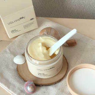 어글리프루프 크림 바이어글리 하이드레이션 샤워 50ml — 5점을 준 리뷰어가 2020년 11월 올린 사용 사진