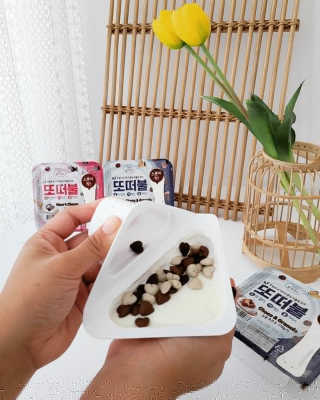 남양유업 또깍 접어 떠먹는 불가리스 2종 — 5점을 준 리뷰어가 2020년 8월 올린 사용 사진